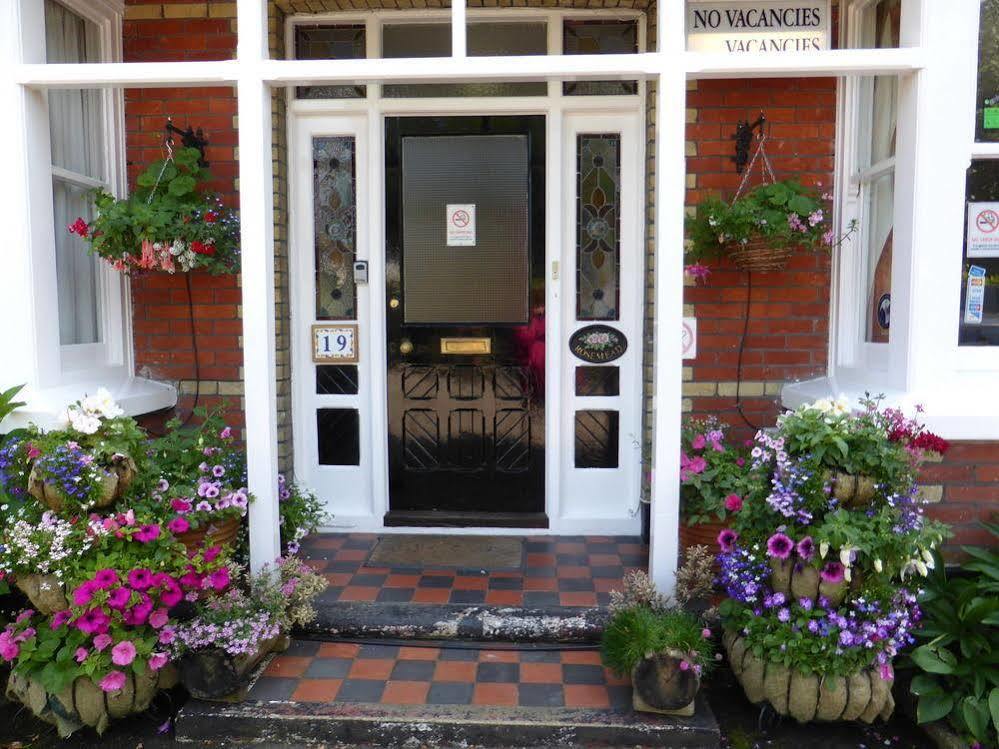 Rosemead Guest House Horley Exterior foto